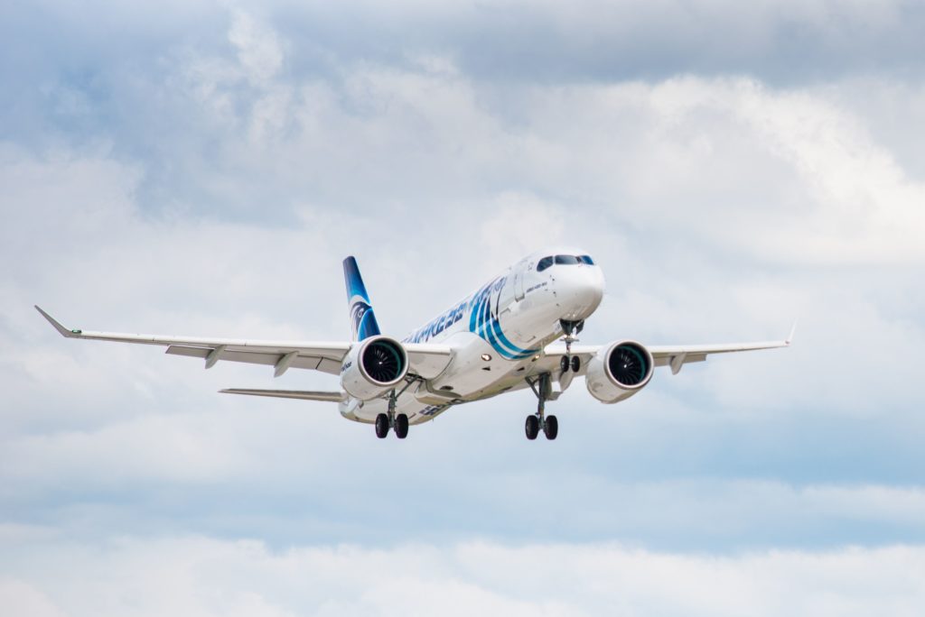 El A220-300 despegó para su primera prueba de vuelo desde la línea de montaje en Mirabel (Quebec, Canadá).
foto: ©Airbus.