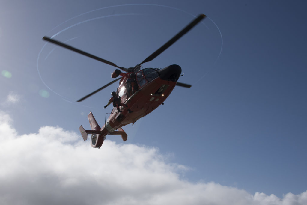 Coast Guard North Bend helicopter rescue a injured hiker in Bone Mountain