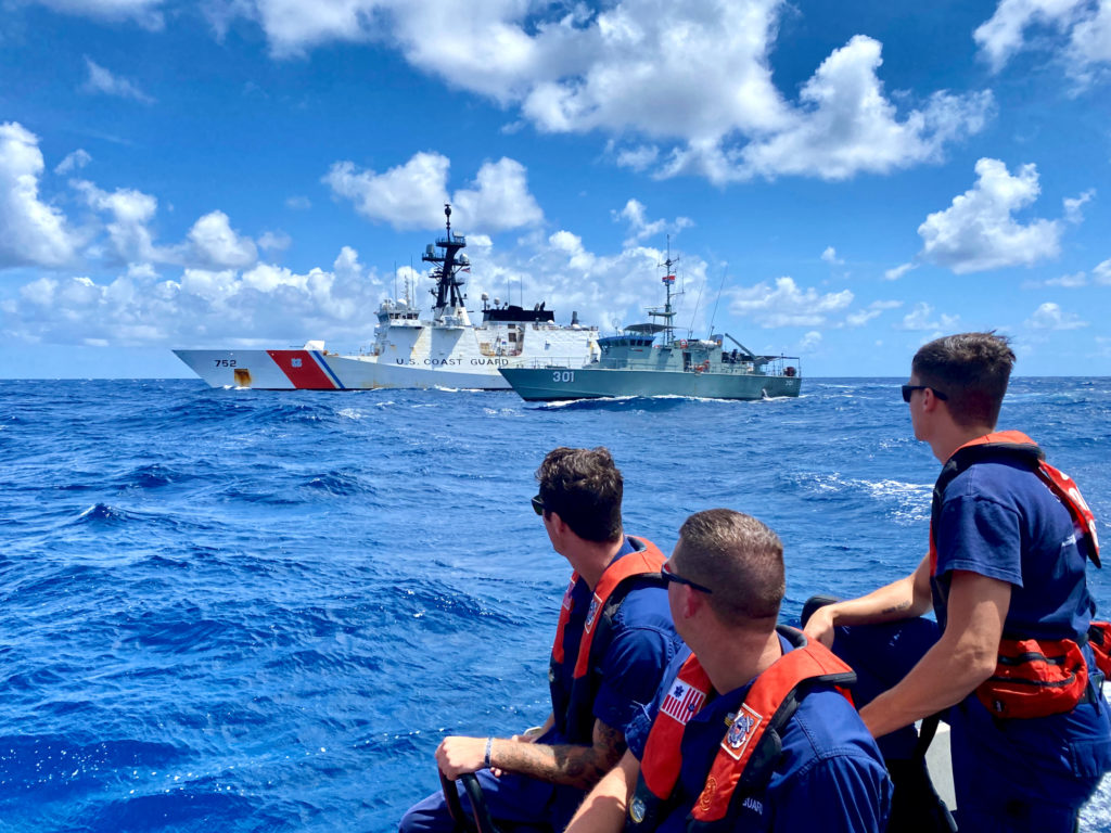The crews of the USCGC Stratton (WMSL 752) and the RKS Teanoai (301) conduct a training exchange in the Pacific Ocean. Coast Guard Cutter Stratton
