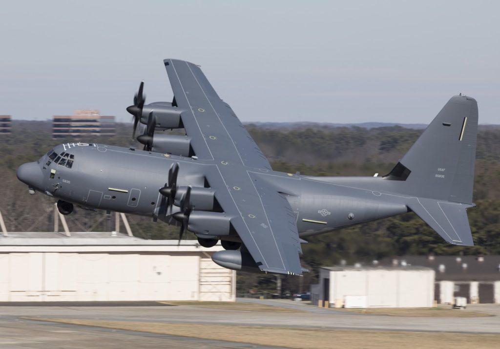 El KC-130J Super Hercules entra en servicio en el VMGR-452 del USMC. Lockheed Martin C-130J Super Hércules 400th.