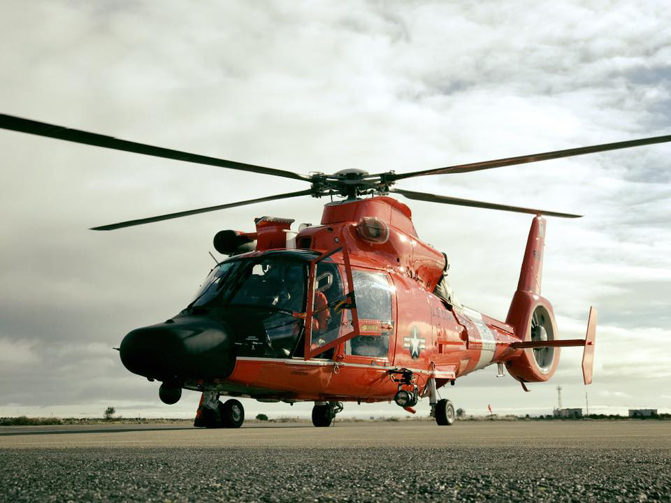 Coast Guard medevac injured hiker from Olympic National Park. MH-65 Dolphin Air Station Port Angeles.