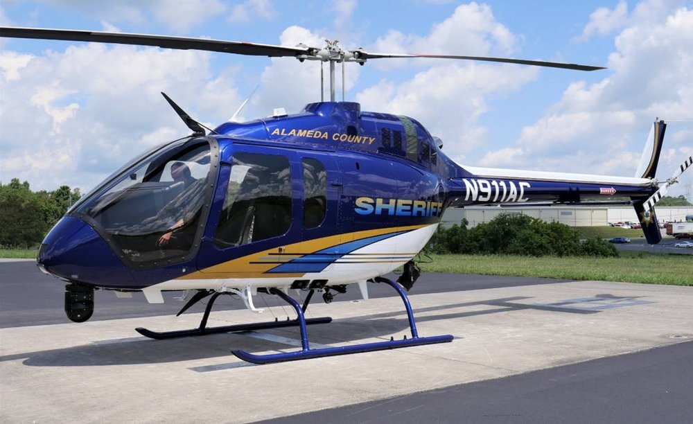 El primer Bell 505 Jet Ranger X configurado para misiones de seguridad a la Oficina del Sheriff de Alameda
