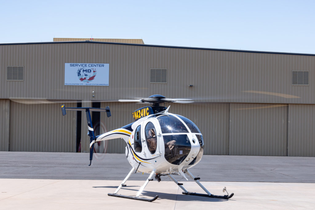 Wilson Construction recibe su primer MD 530F modernizado a través del programa E-TO-F de MD Helicopters.