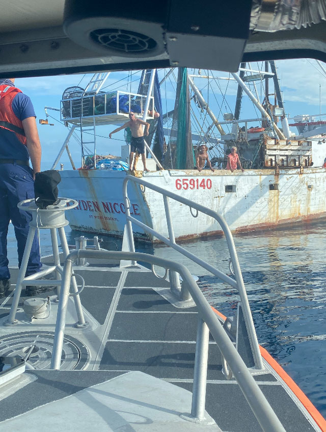 Coast Guard assists fishing boat Kayden Nicole off Key West, Coast Guard Station Key West Response Boat