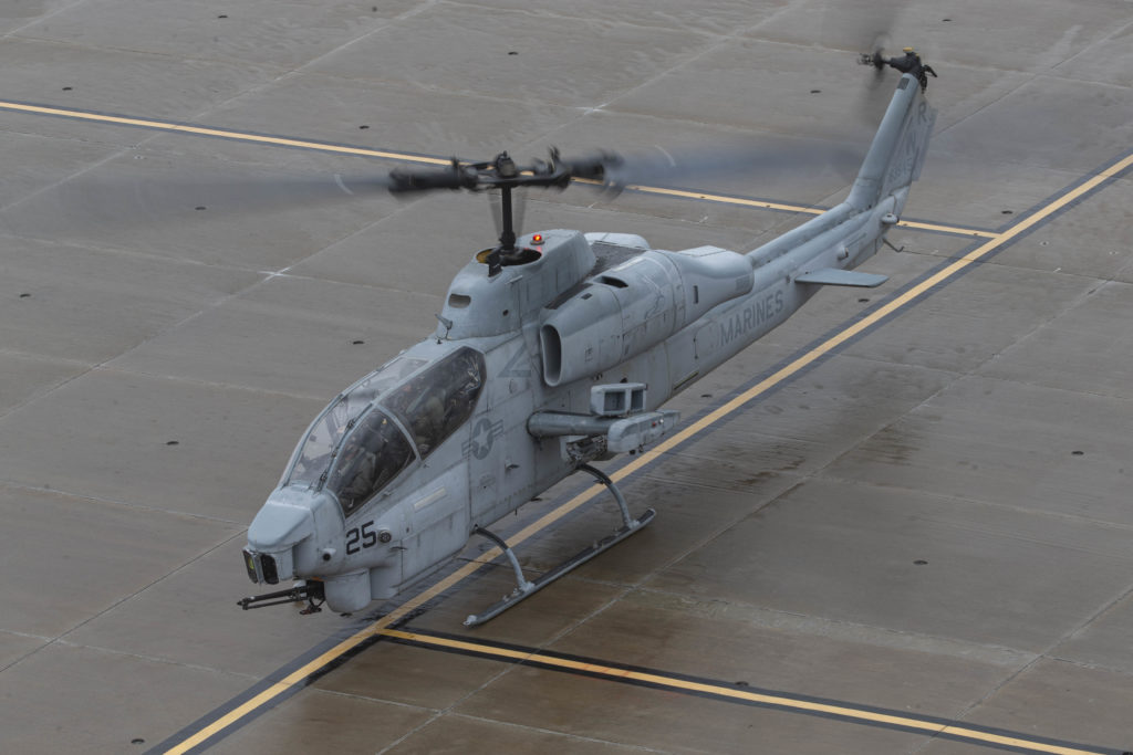 El USMC retira sus helicópteros Bell AH-1W Super Cobra tras 34 años de servicio
