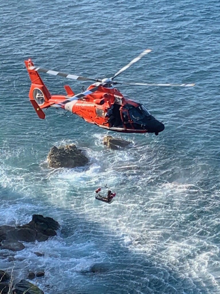 Coast Guard aircrew rescue 5 kayakers in St. Thomas, Virgin Islands, rescue a snorkeler in Isabela, Puerto Rico