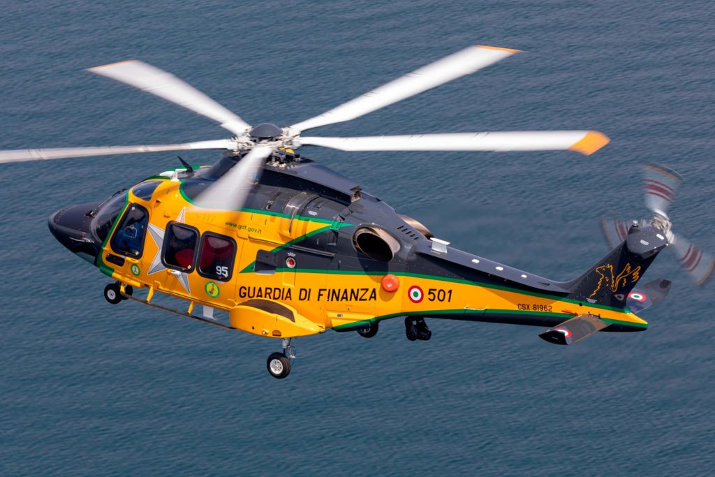 El helicóptero Leonardo AW169 marca nuevos estándares en el mercado