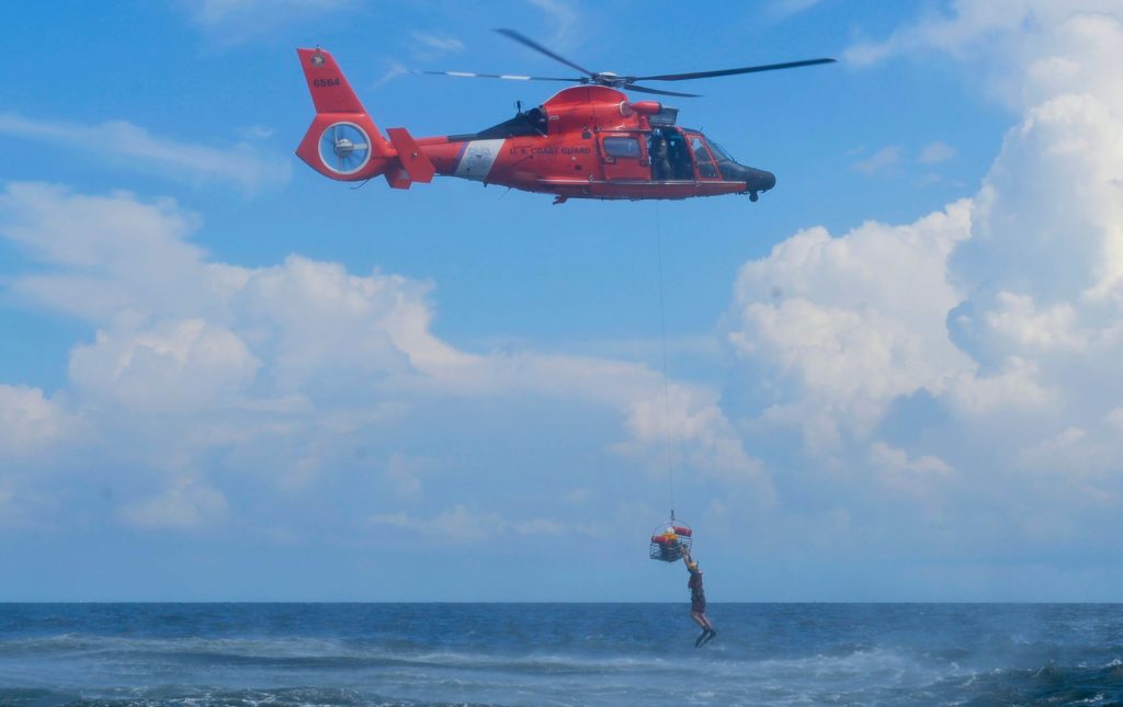 Coast Guard rescue 4 from vessel taking on water near Port Mansfield, Tx