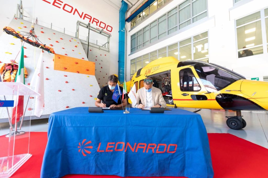 Leonardo y el CNSAS renuevan su acuerdo de cooperación