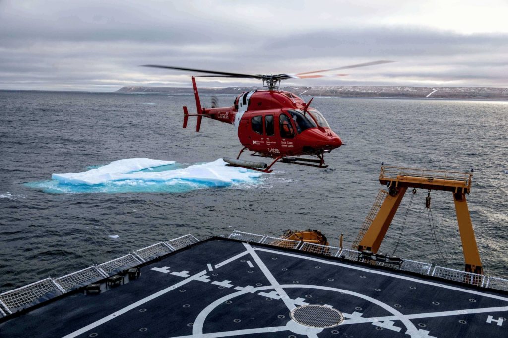 Canadian and U.S. Coast Guard conduct Arctic search and rescue exercise