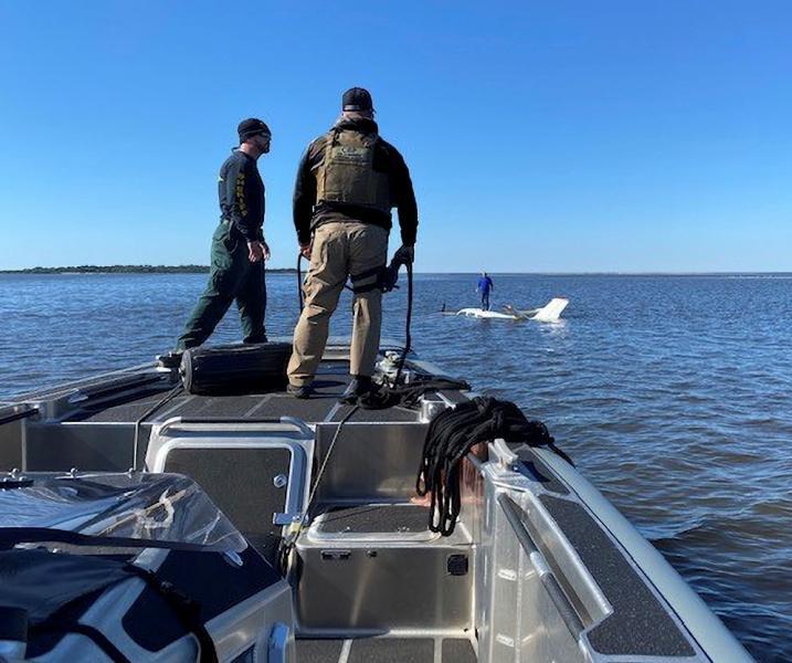 CBP-AMO Marine Unit rescue pilot from sinking aircraft off Florida coast