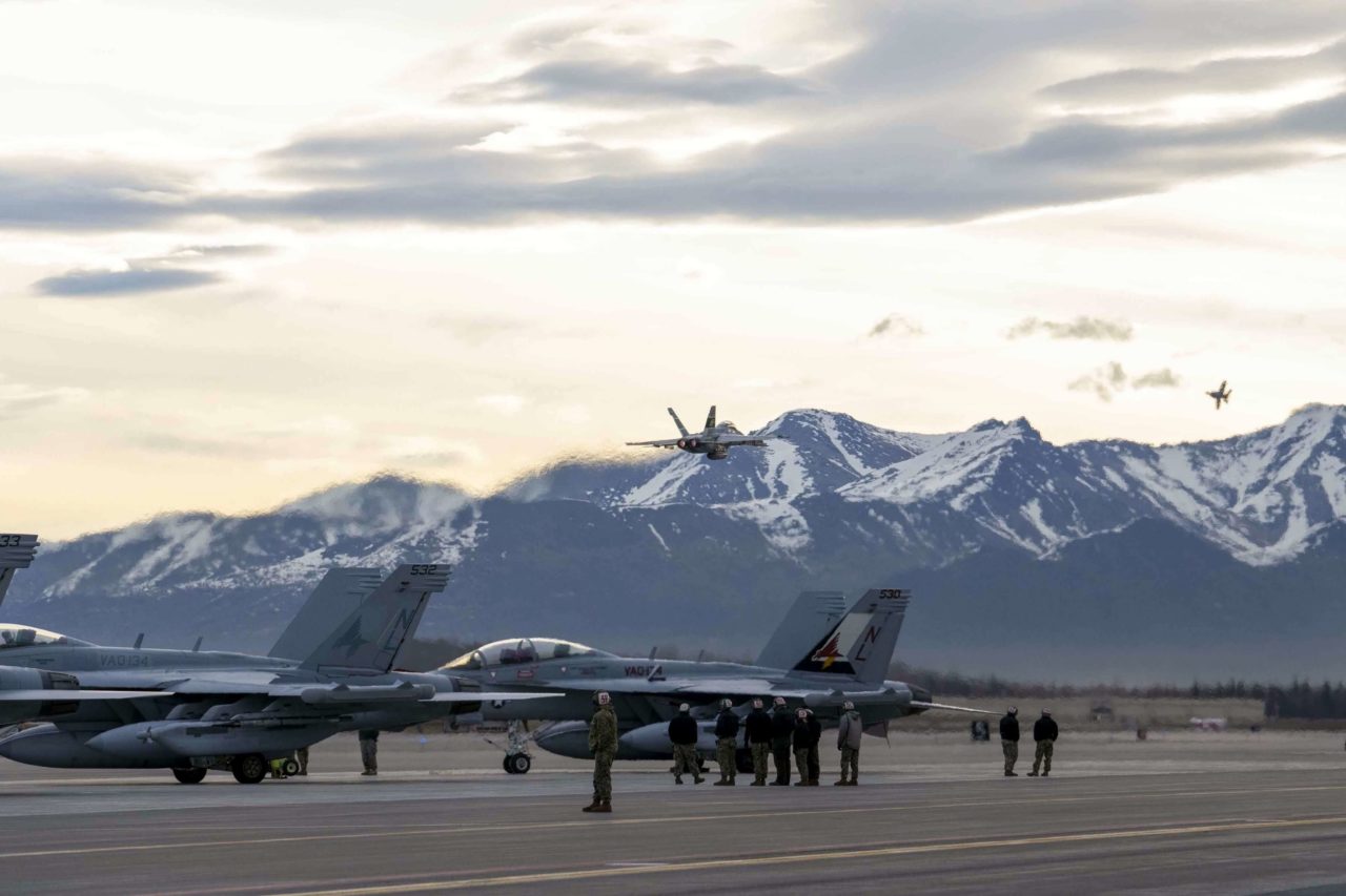 6 Navy EA-18G Growler headed to Germany to support deterrence mission