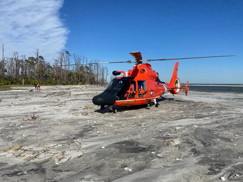 Coast Guard rescue 4 stranded kayakers on Little Tybee Island