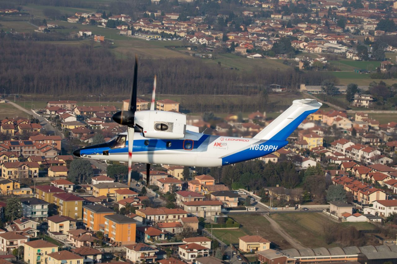 Leonardo signs for four AW609 tiltrotor with a European operator