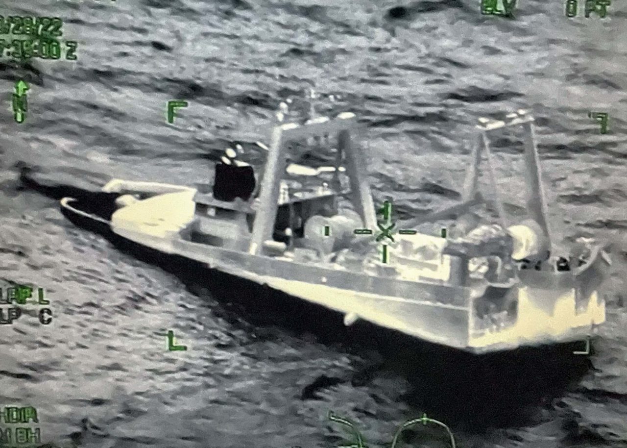 Coast Guard rescue 13 from fishing vessel 63 nm of Chincoteague