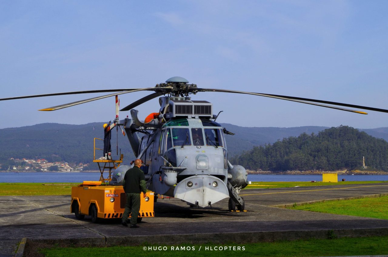 Sikorsky and Spanish Navy (Armada) signs for 8 MH-60R Seahawk
